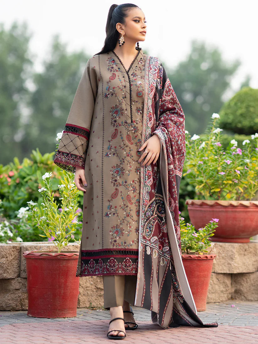 Heavy Embroidered Lawn 3pc
