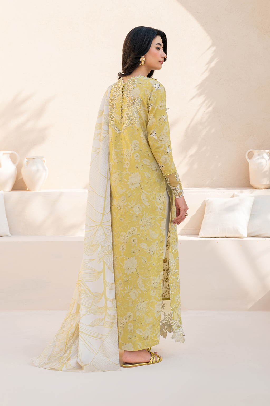 IZNIK Lawn Print Embroidered SL-3298