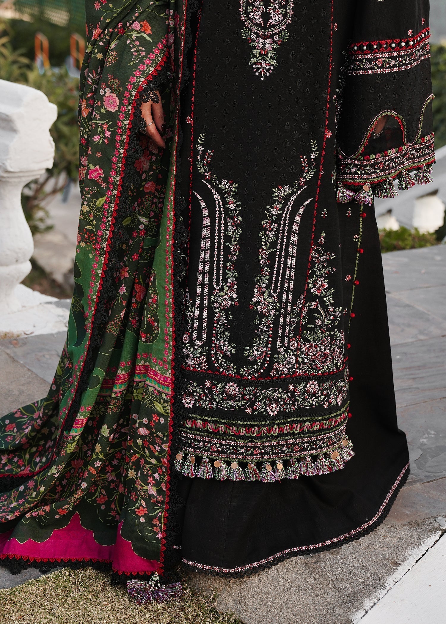 Heavy Embroidered Lawn 3pc
