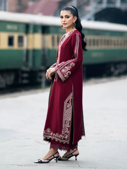 Heavy Embroidered Lawn 3pc