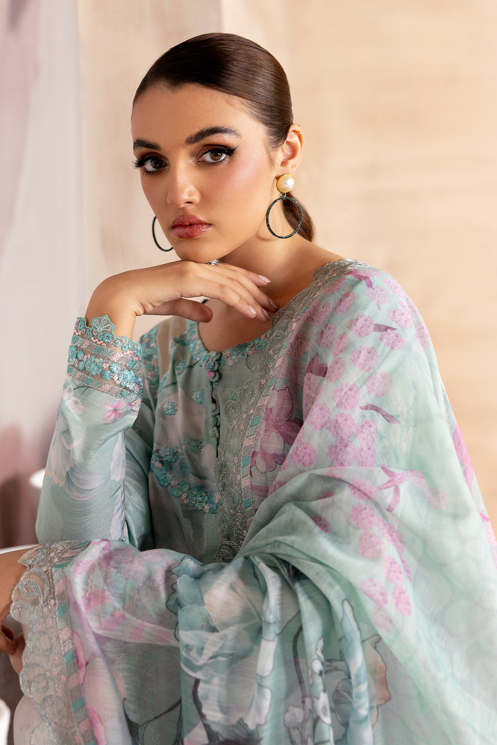 BAROQUE-FEROZY BLOOM-PRINTED EMBROIDERED LAWN 3PC (SL1655)