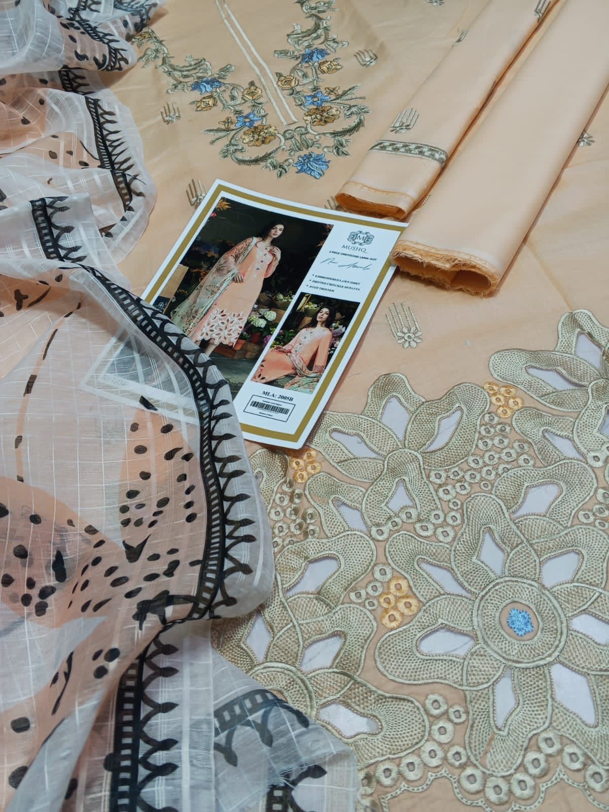 Heavy Embroidered Lawn 3pc