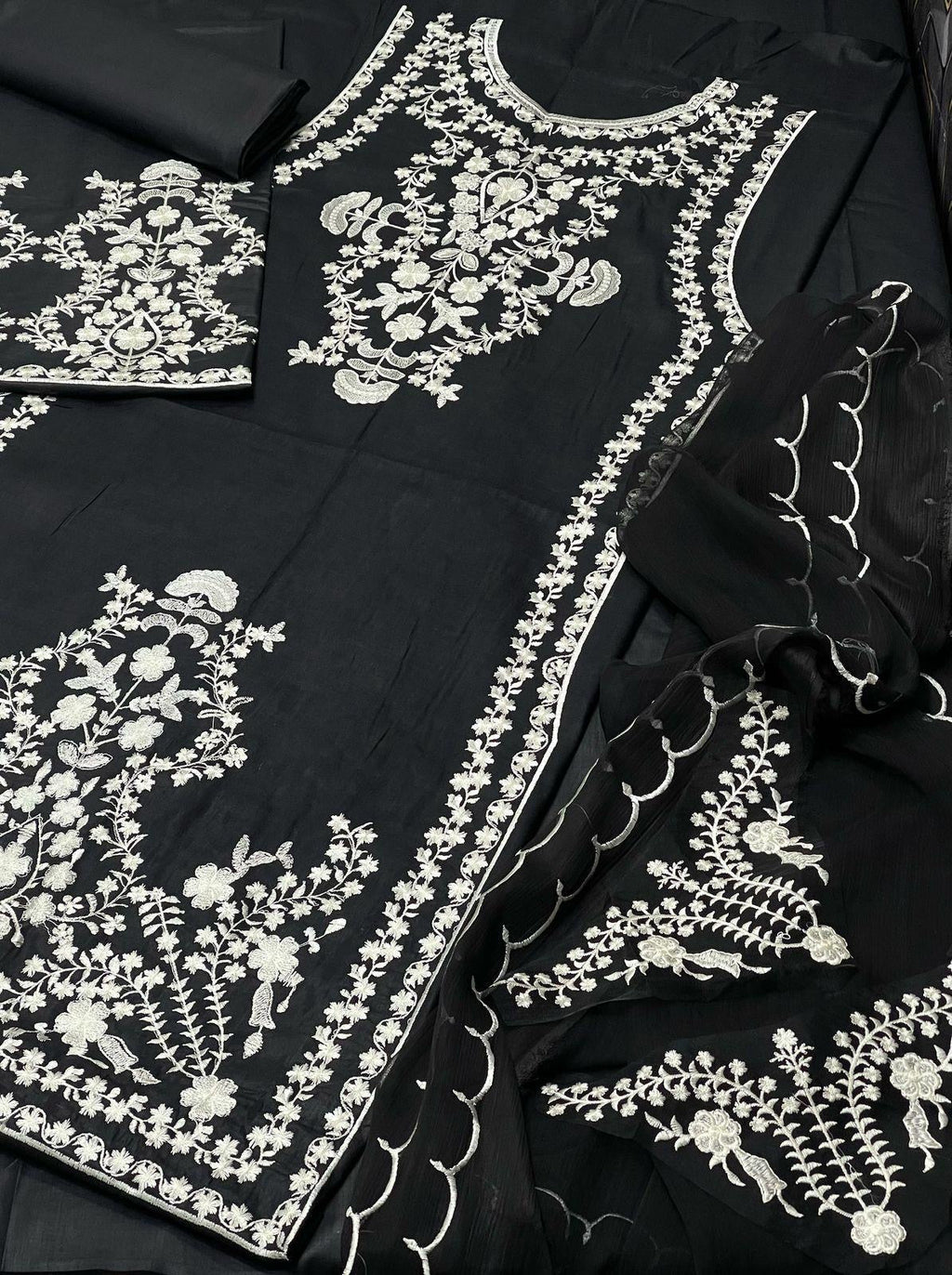 Luxury Embroidered Lawn 3pc SL-804