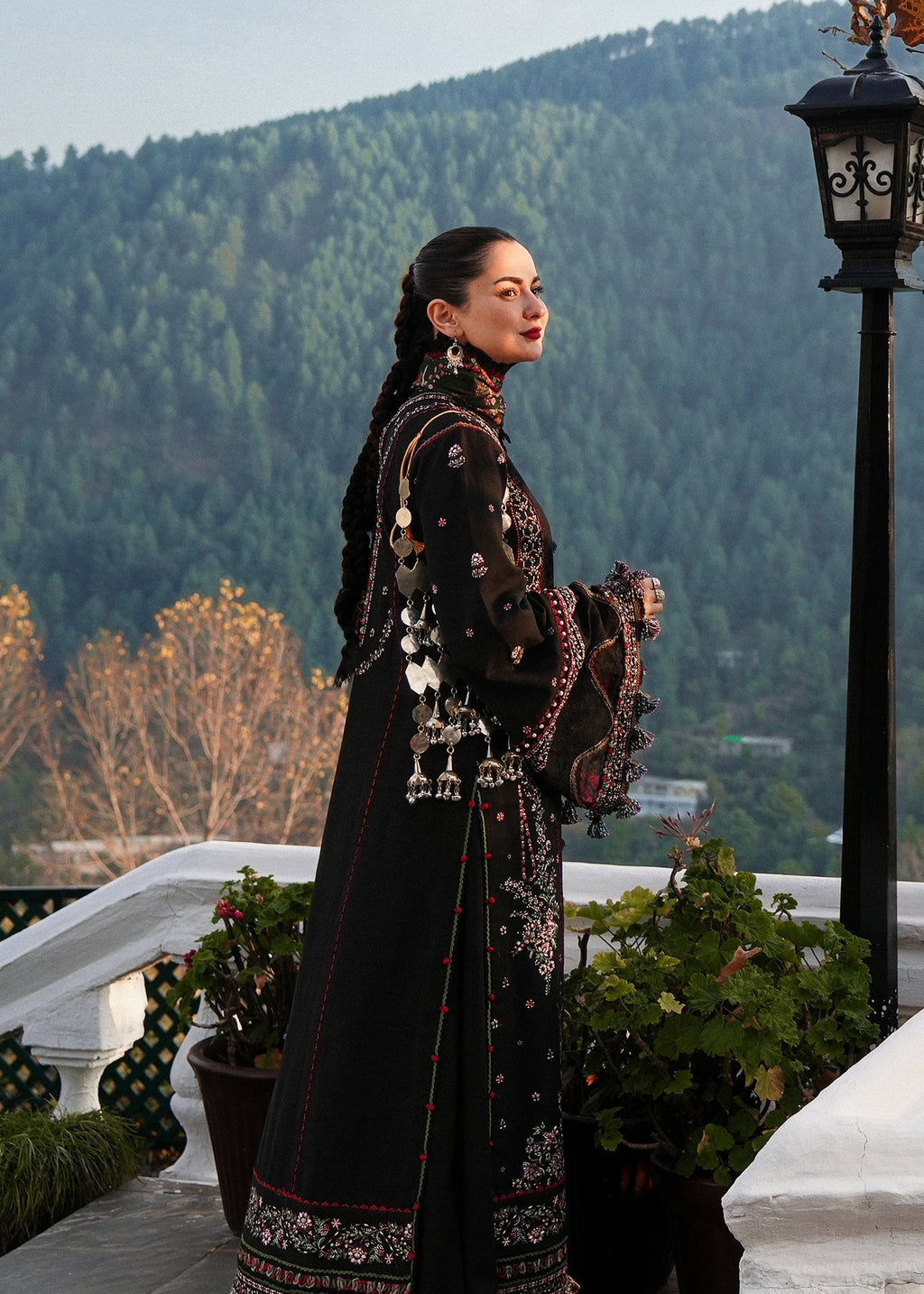 Heavy Embroidered Lawn 3pc