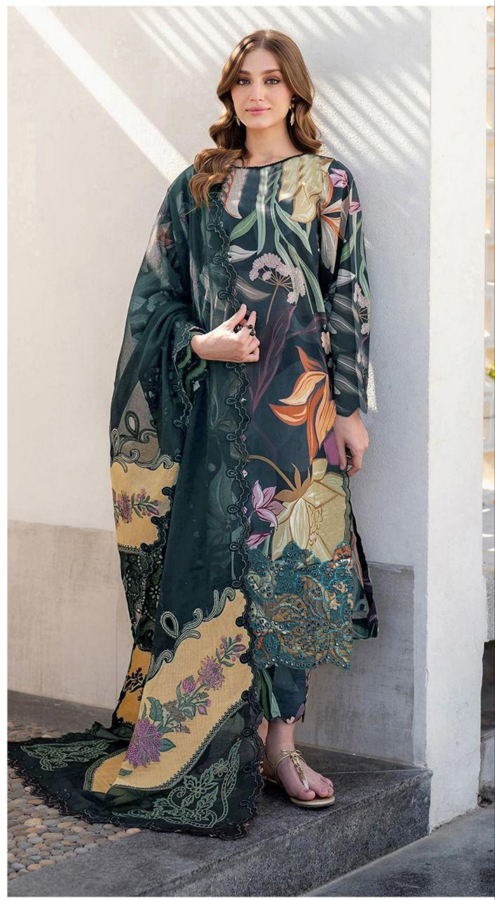 Baroque Daman LaserKari linen 3pc