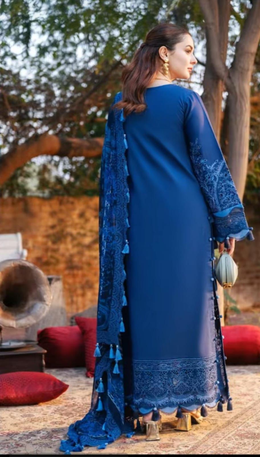 JADE OMBRE X HANIA HEAVY EMBROIDERED DHANAK UNSTICHED 3PC (AC-20696)