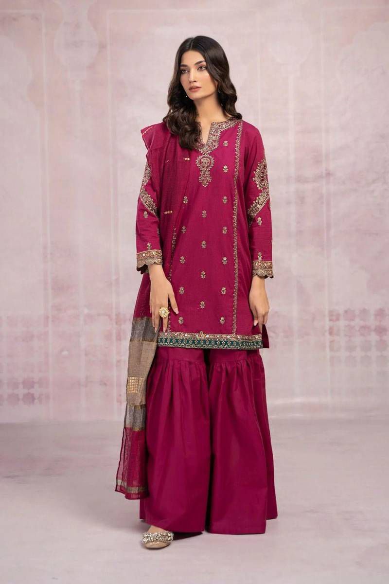 Luxe Maria B Dhanak Winter Collection Embroidered 3pc (pink)